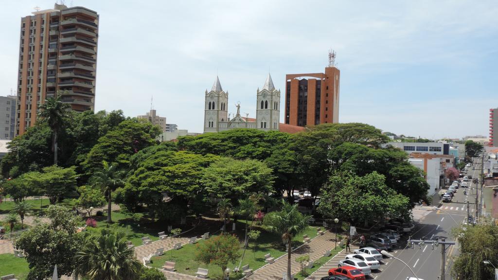 Presidente Hotel Passos Esterno foto