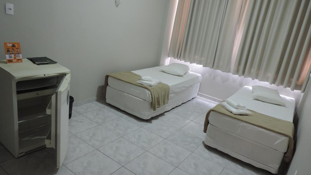Presidente Hotel Passos Esterno foto