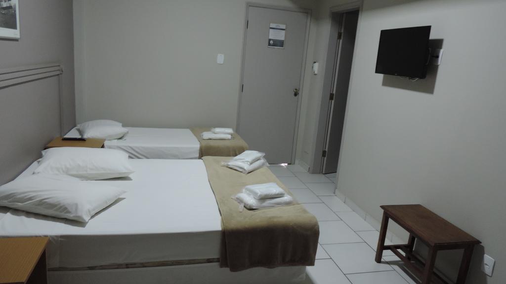 Presidente Hotel Passos Esterno foto