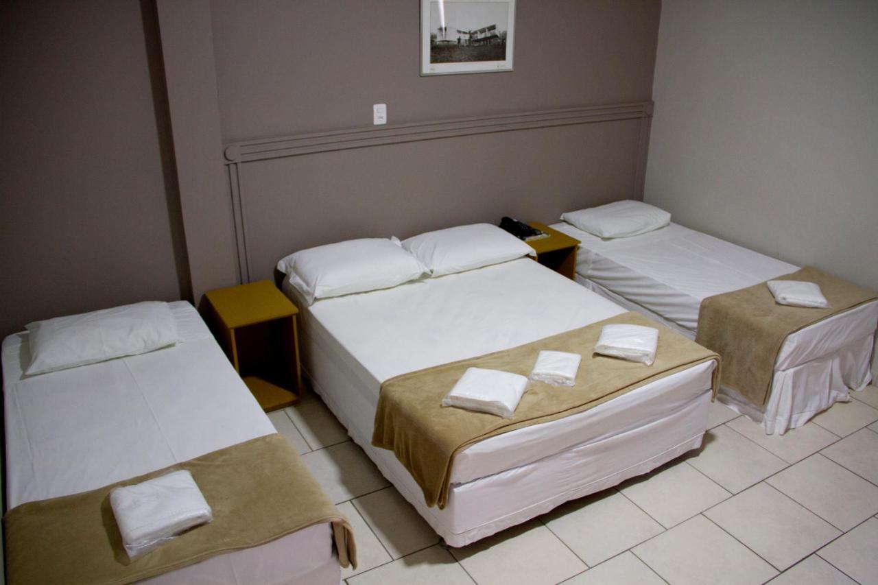 Presidente Hotel Passos Esterno foto